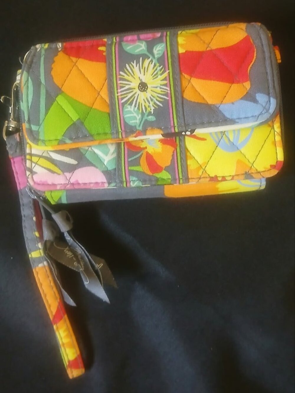 Vera Bradley wallet/wristlet retired